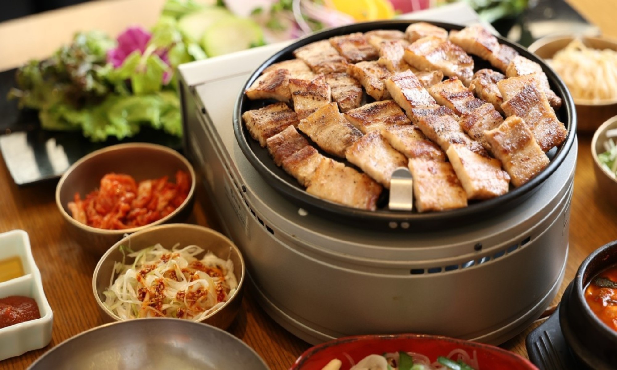 2階「サムギョプサルと野菜 いふう」