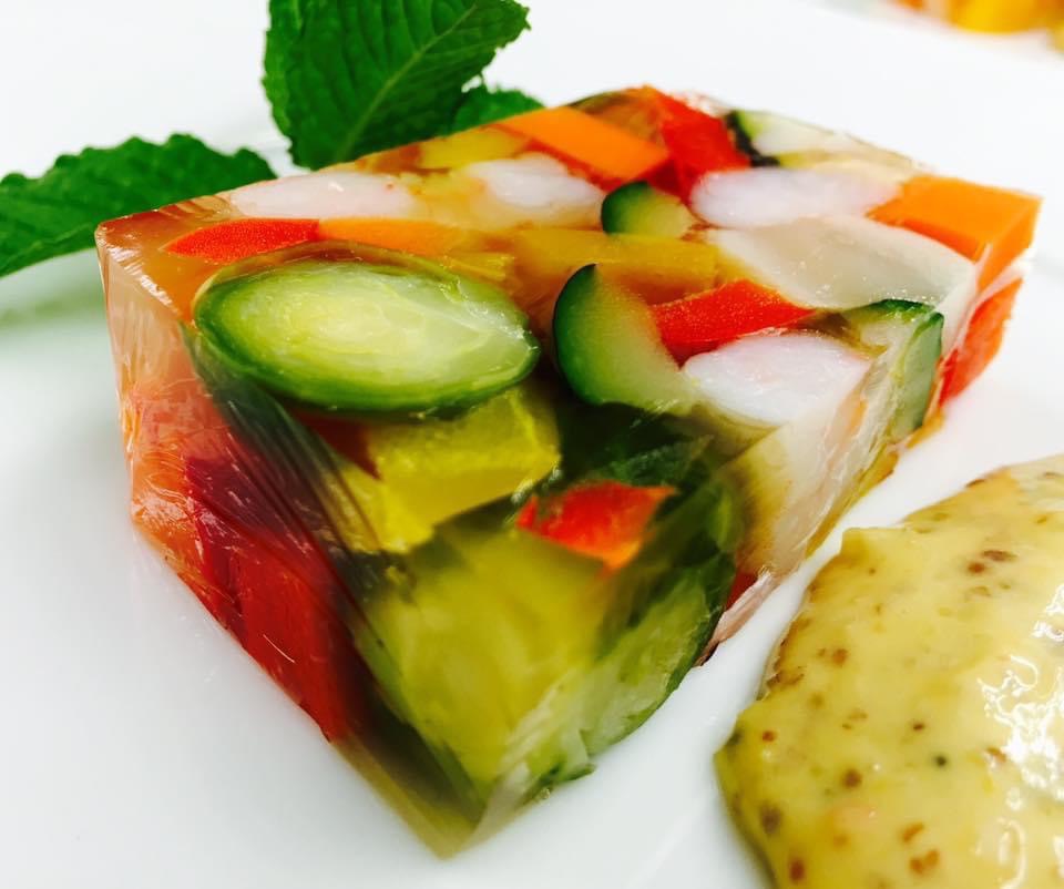 魚介と野菜のゼリー寄せ