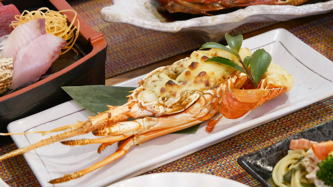 【夕食一例】伊勢海老の鬼瓦焼き