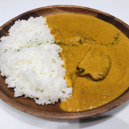 地元の名店「笑夢カレー」冷凍レトルトセット自炊に便利です。