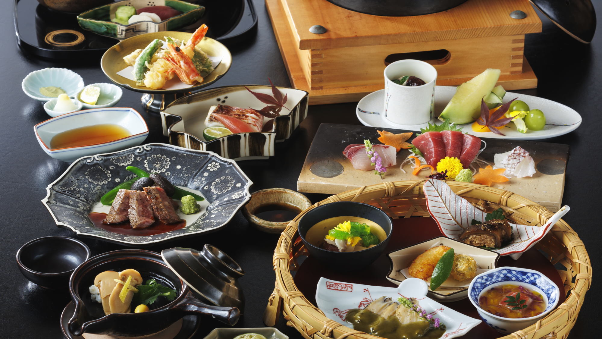 ”和の贅沢を堪能”『旬の贅を盛り込んだ渾身の創作会席コース』＜ご夕食時間：17:30〜19:00＞