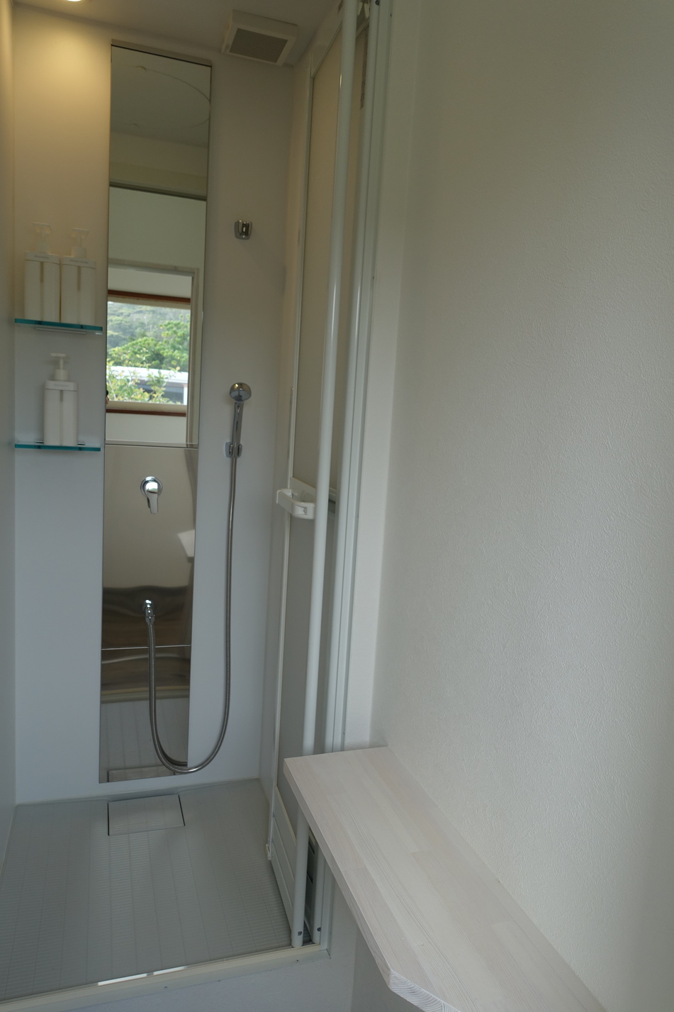 This photo about Den-paku Domitory & Laundry shared on HyHotel.com