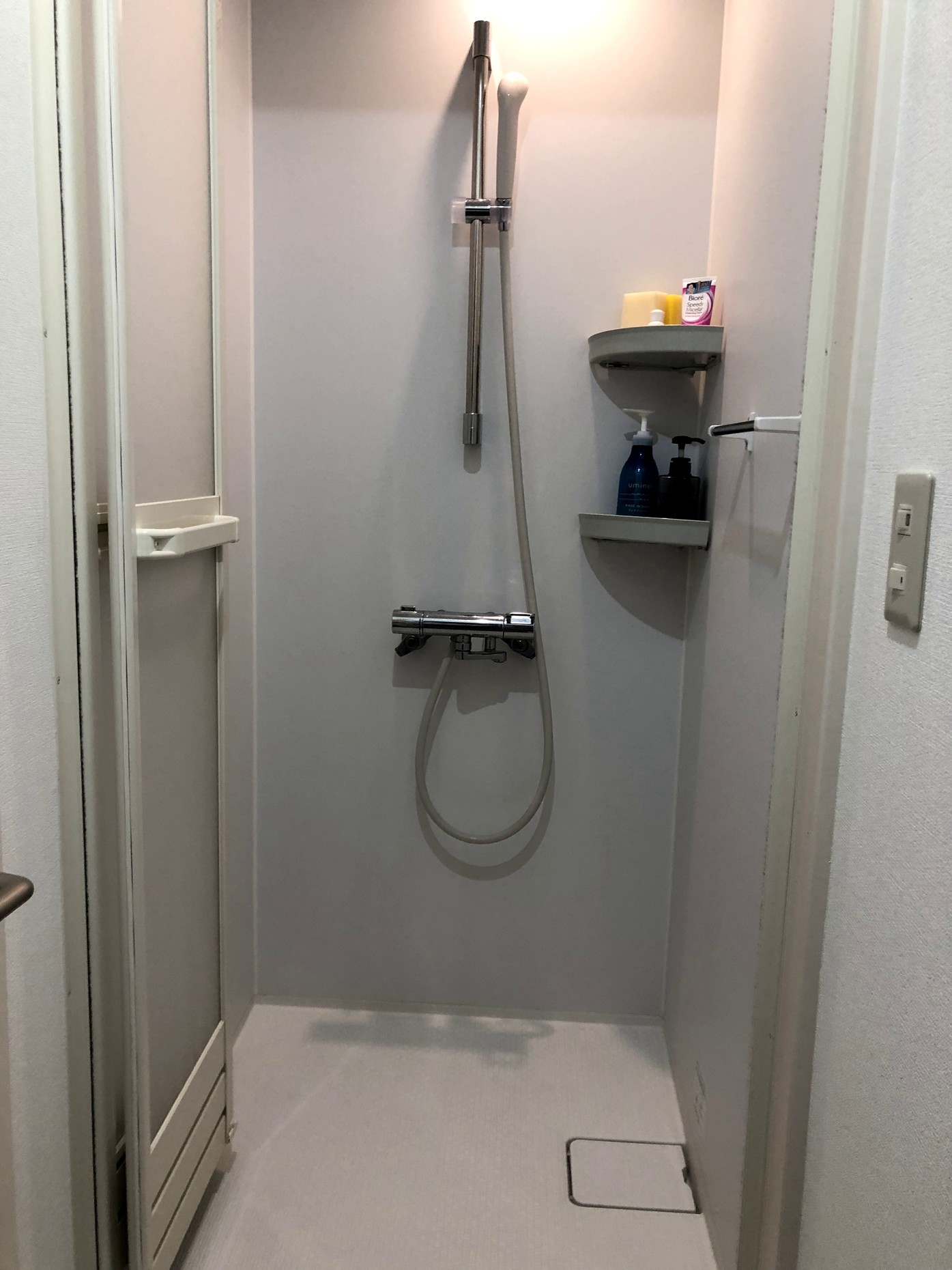 1階シャワー室1