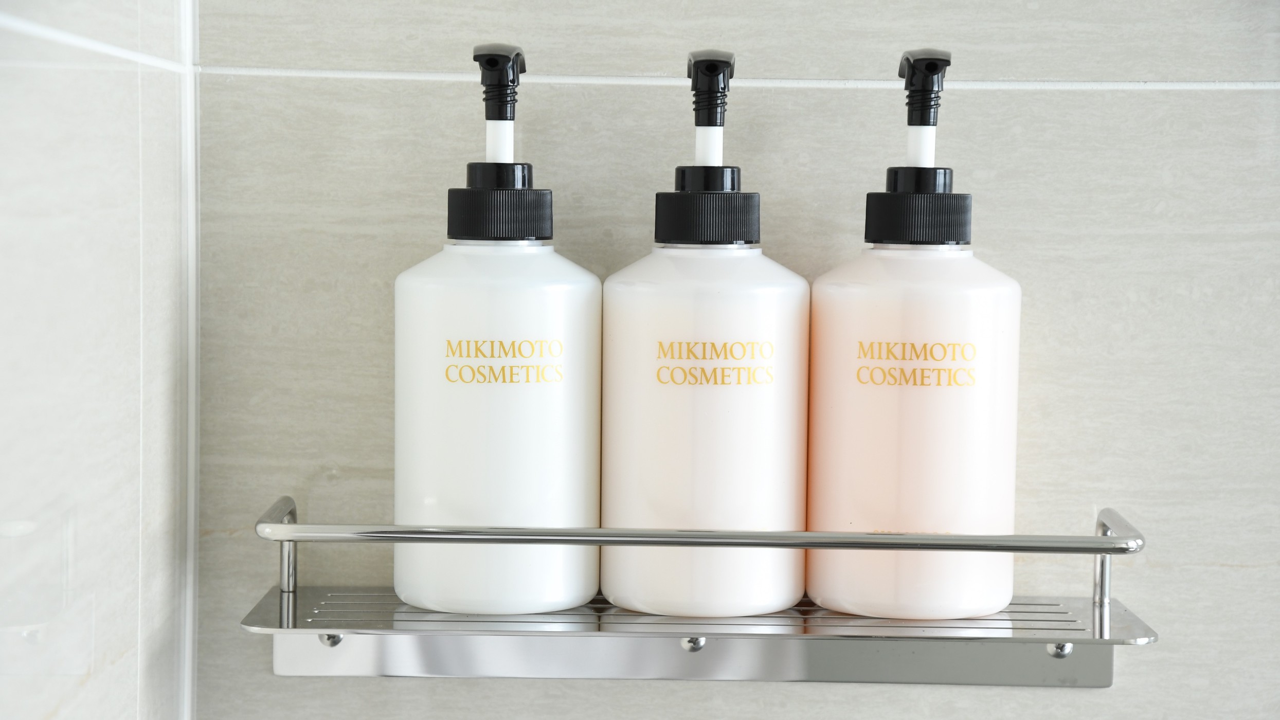 【バスアメニティ】真珠の粉がはいったMIKIMOTOの高級バスソープをご用意。