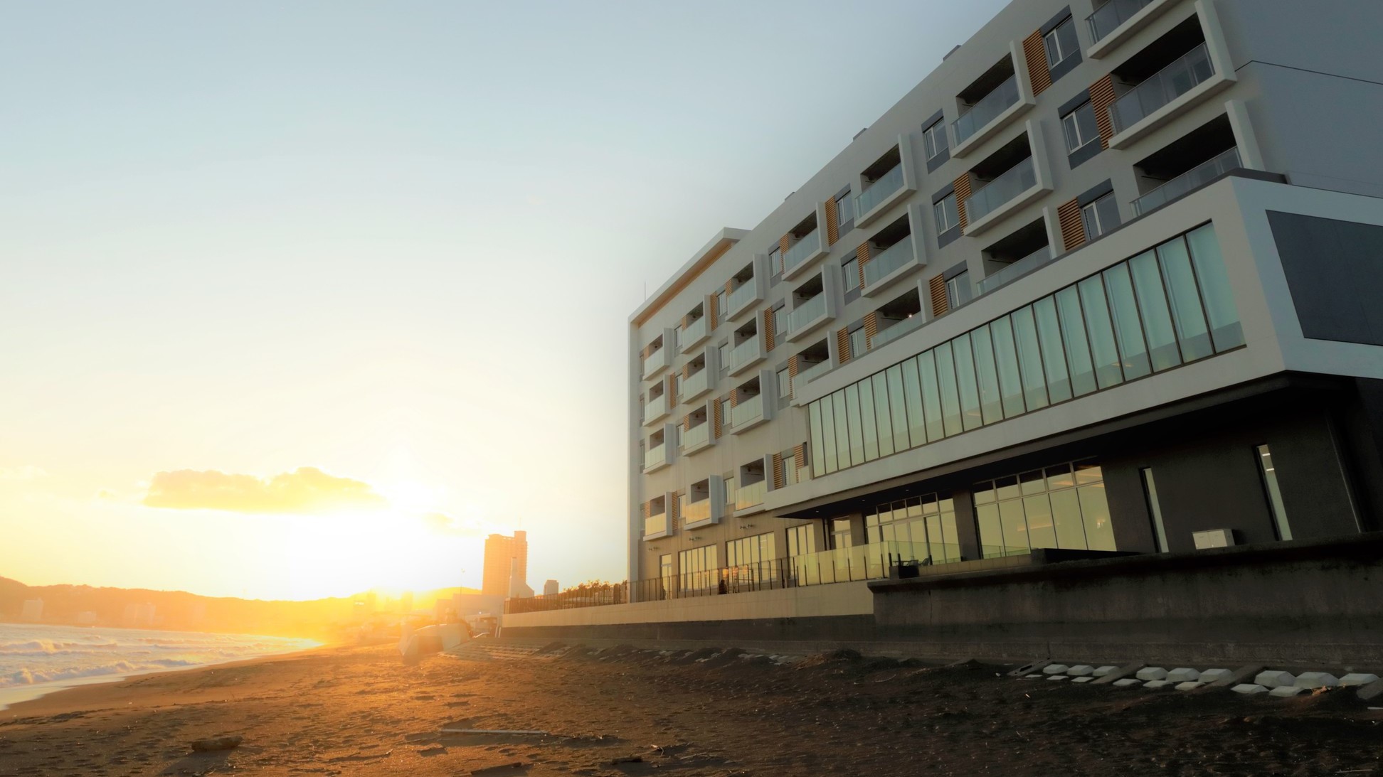 【外観】冬季限定の景色。冬は夕焼けもご覧いただけます
