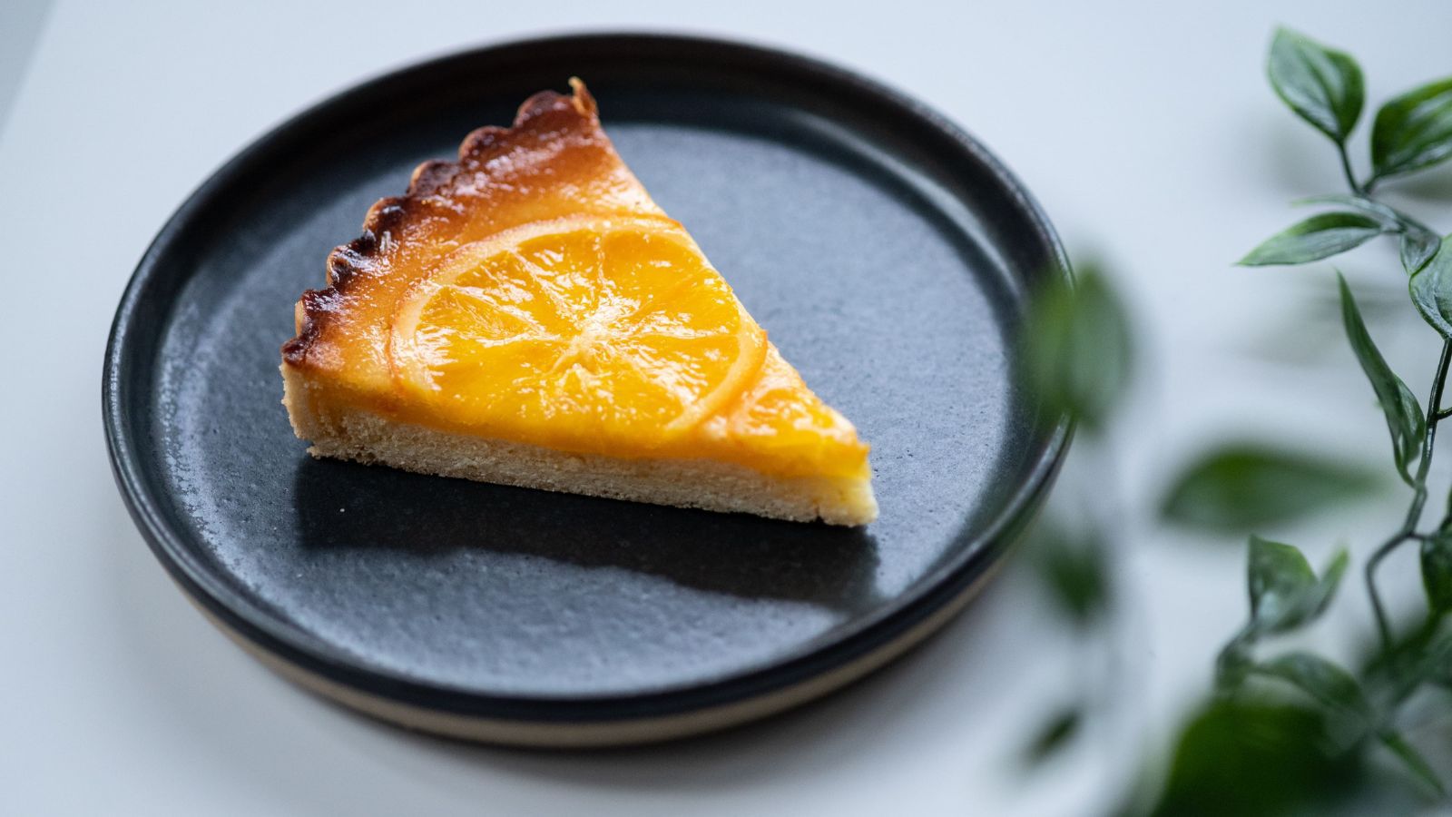 【BANKERS STREET CAFE】自家製スイーツが楽しめるおしゃれな空間。