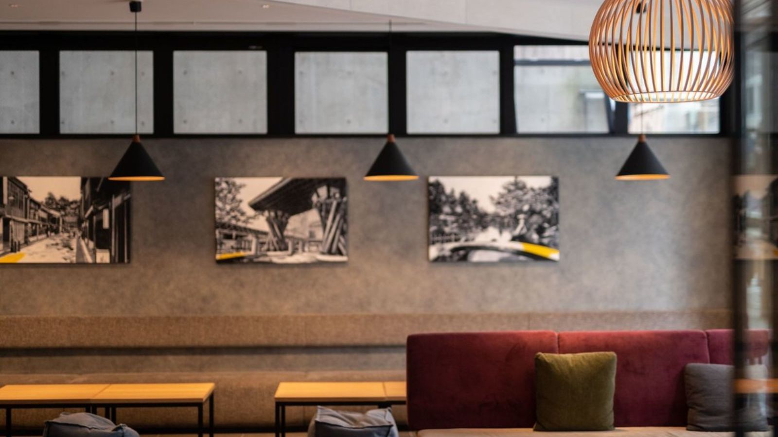 【ロビー】デザイン性と機能性を兼ね備えた洗練されたロビー。