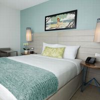 【返金・変更不可】ポイント11%！事前請求で特別価格！ハワイらしさ満点＆景色抜群ホテル！