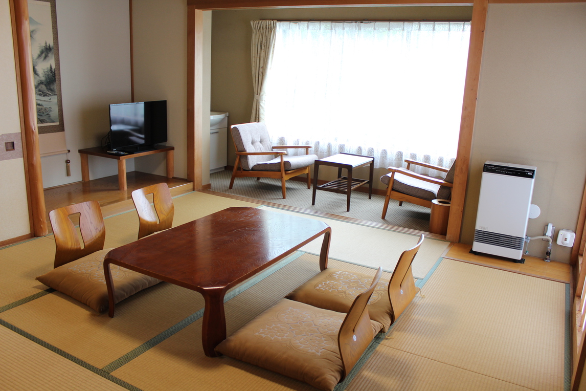 This photo about Yakiniku to Kaisen no Yado Raku shared on HyHotel.com