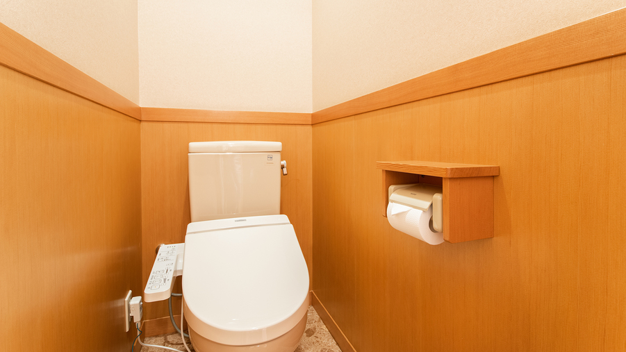 *客室一例／各お部屋に洗浄機能付きトイレを完備