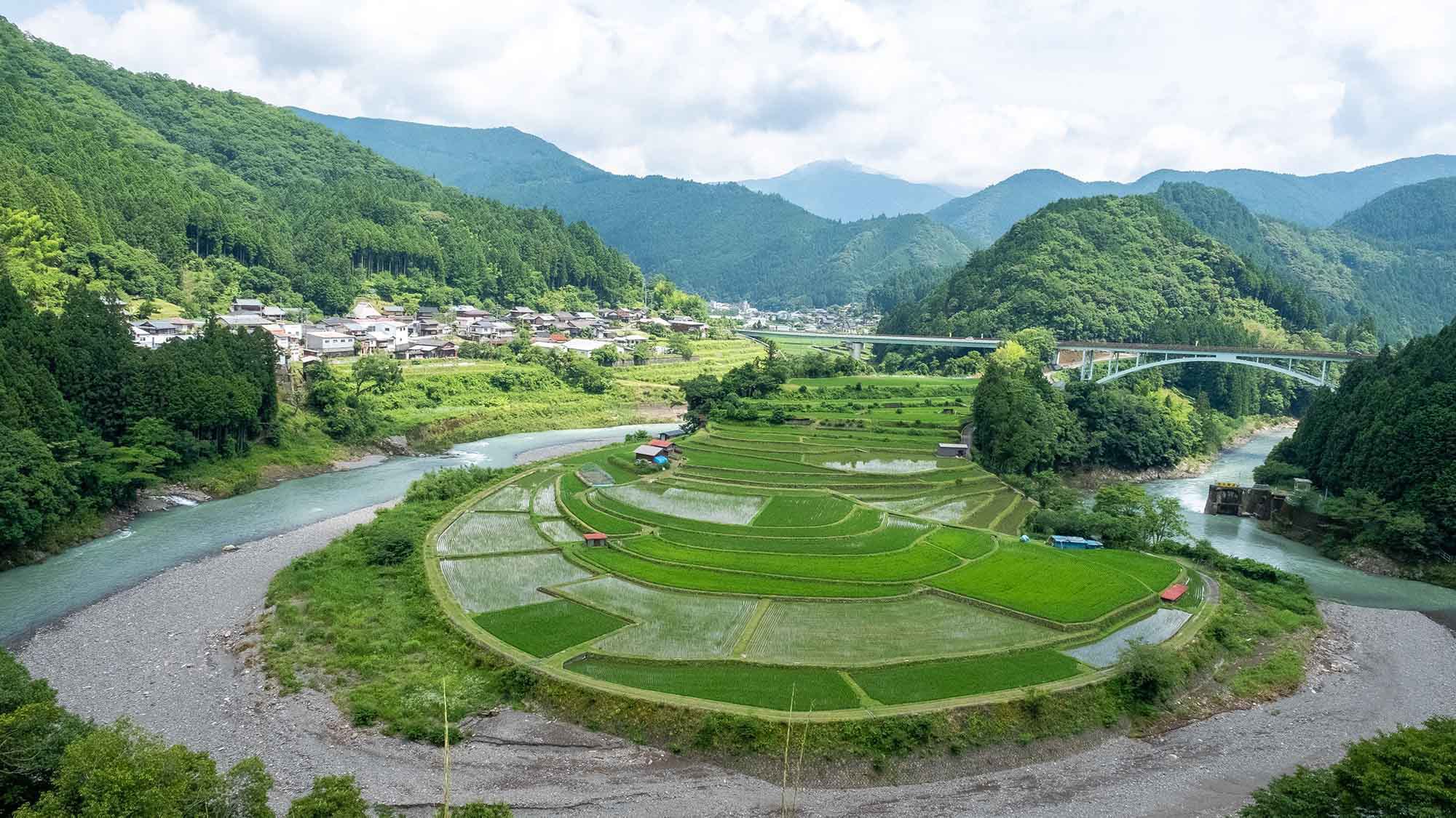 ・都会の喧騒を忘れ、自然豊かなこの地でひと時のやすらぎを