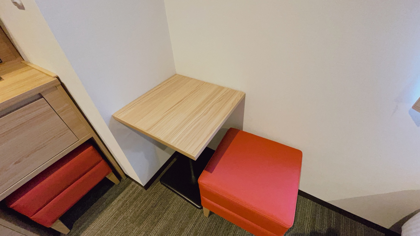 【EXダブルルームティーテーブル】