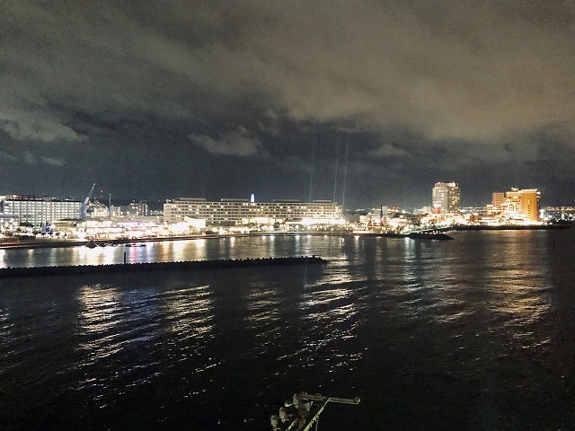  A night view from the hotelホテルから望む夜景