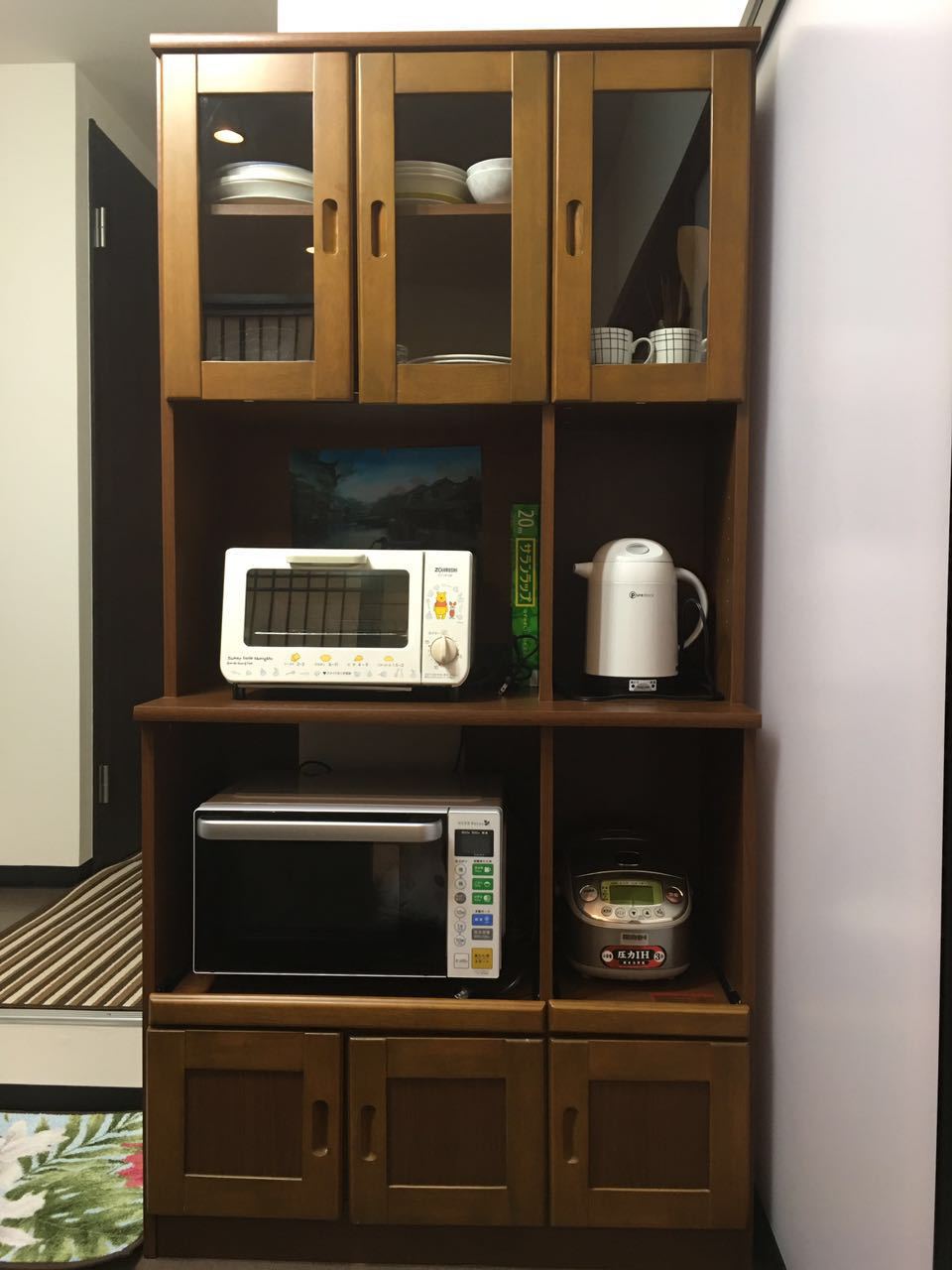 J室炊飯器、電子レンジ、電気オーブン、電気ポートを揃え