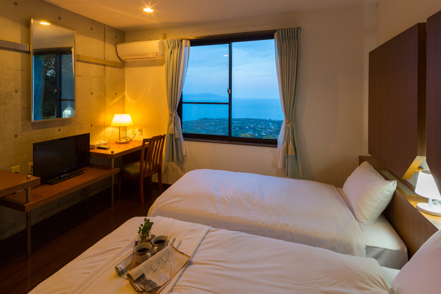 Suite Villa Panora Izuakazawa Image 3, Atami, Japan