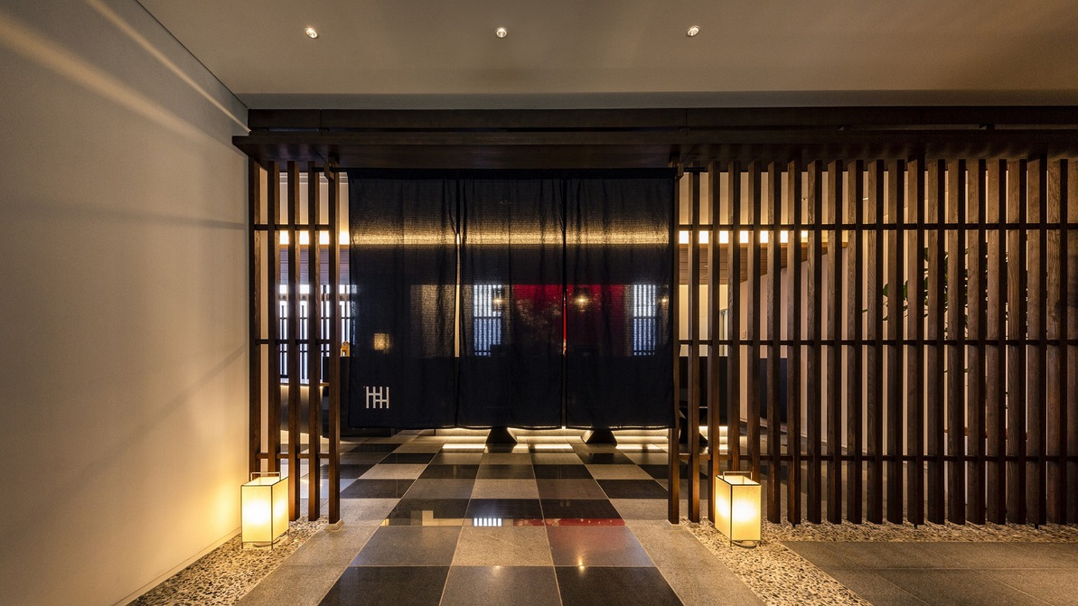 【2階】フロント前（エレベーターホール）