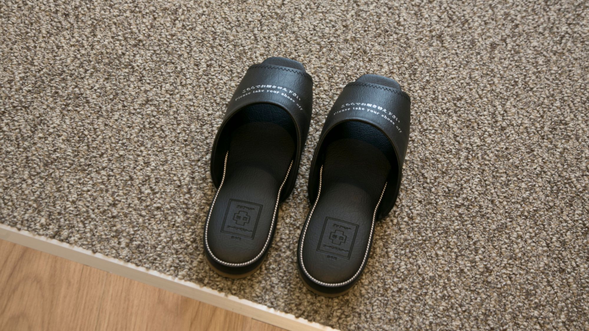 客室備品｜スリッパ