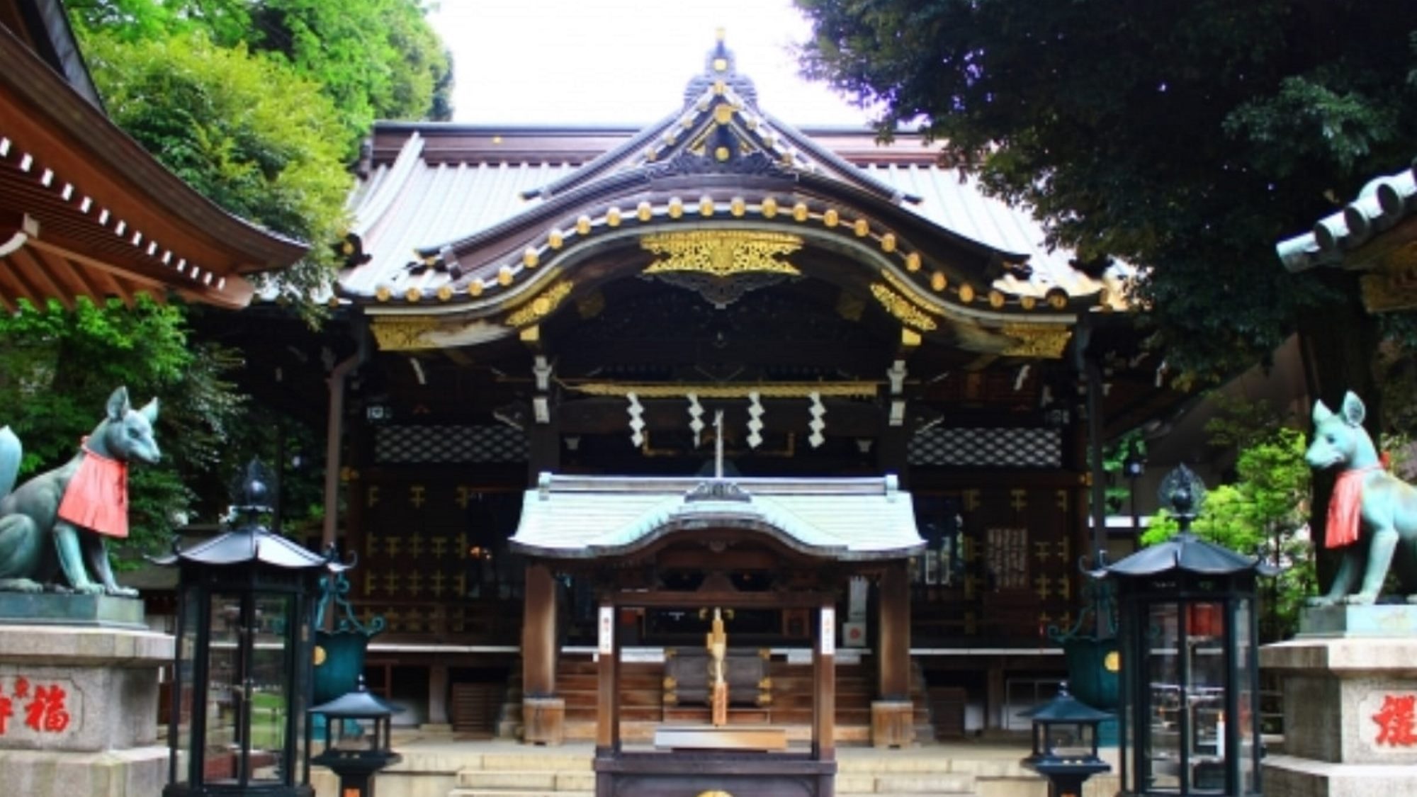 周辺観光｜豊川稲荷（車で約25分）