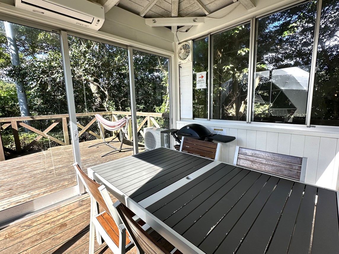 テントサイトエアコン付き個室ガゼボ