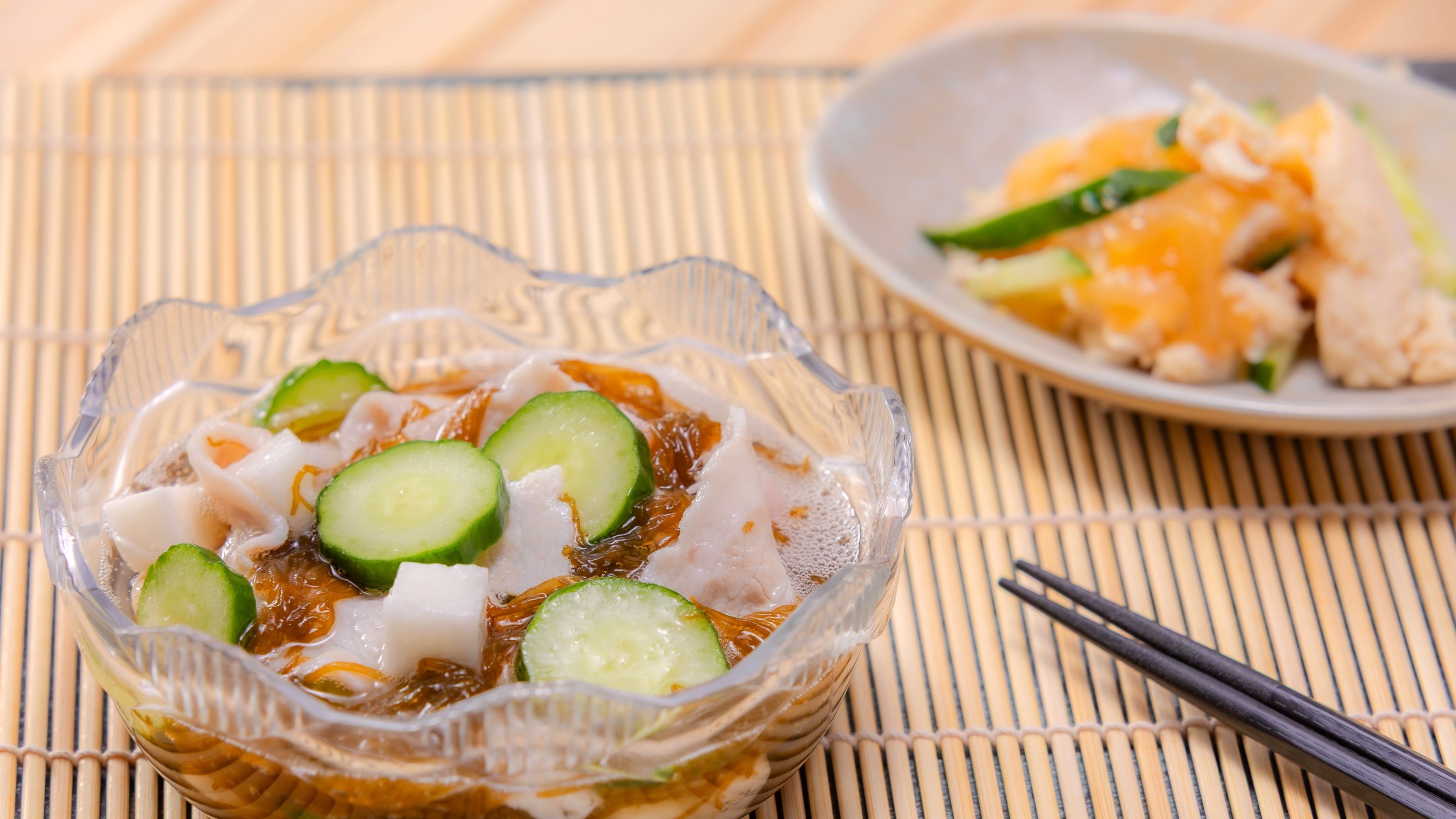 豚しゃぶと夏野菜のもずく酢和え