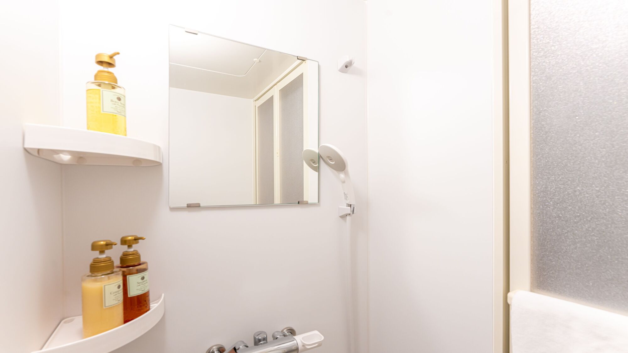 シャワーブース※コンセプトルームのみ