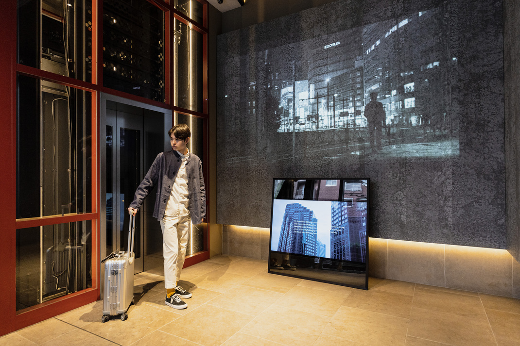 エントランスEV