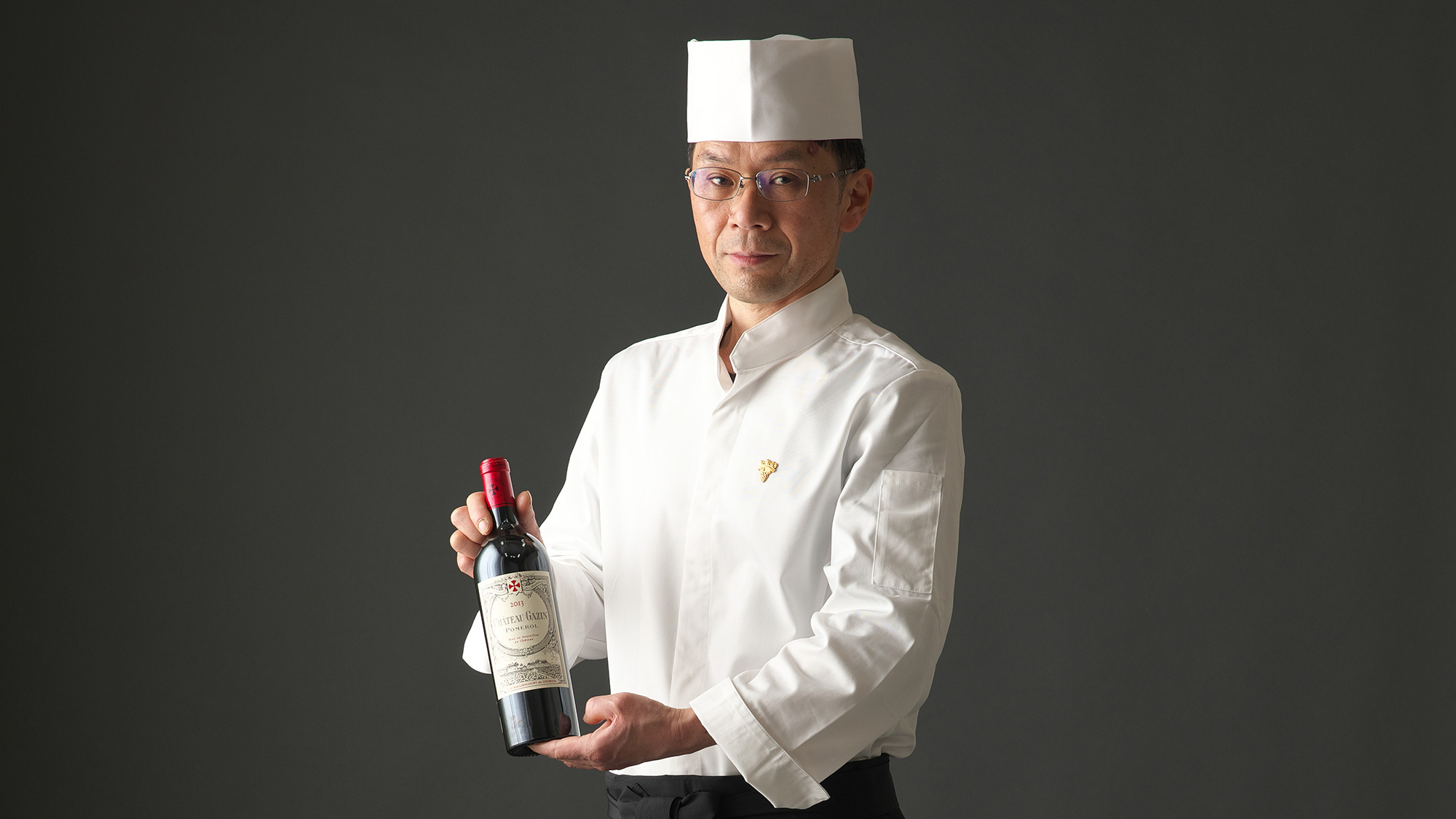 里村正志総料理長（JSA認定ソムリエ/利酒師）。料理品評会全国2位の実力