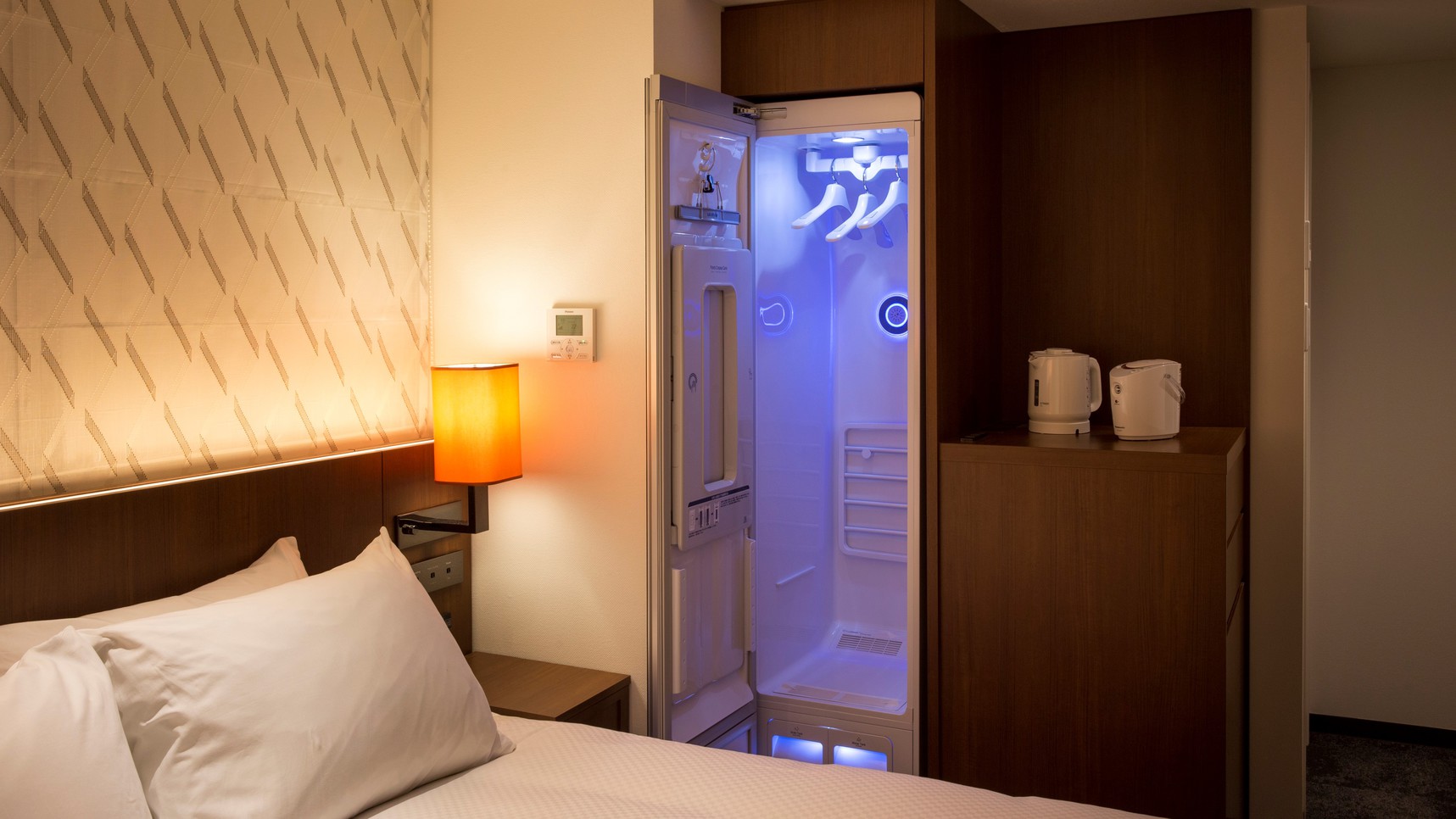 「フォルツァキング」には短時間でお洋服をリフレッシュできる「LG styler」を設置