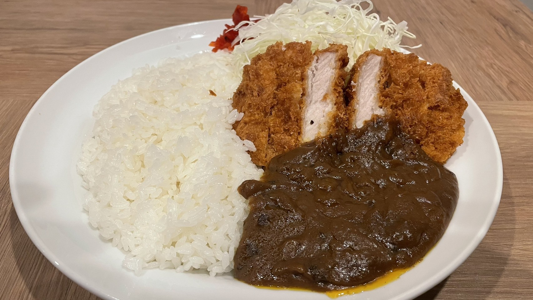 夕食メニュー〜上田カツカリー〜テイクアウトも承っております