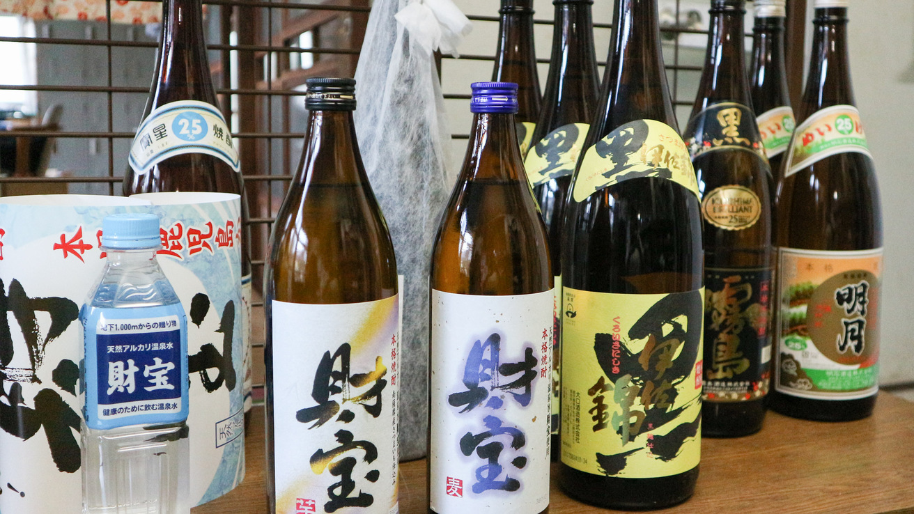 *【売店】売店では自慢のお酒をご用意！お気に入りが見つかったらお買い求めください♪