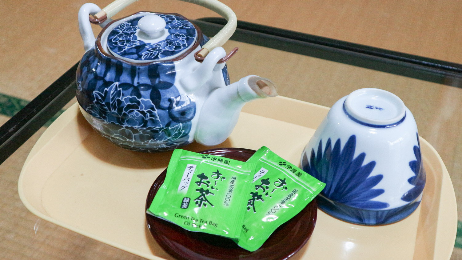 *【客室一例】お茶セット。到着されたら、まずはこちらで一息どうぞ♪