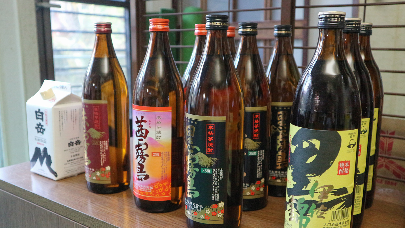 *【売店】売店では自慢のお酒をご用意！お気に入りが見つかったらお買い求めください♪
