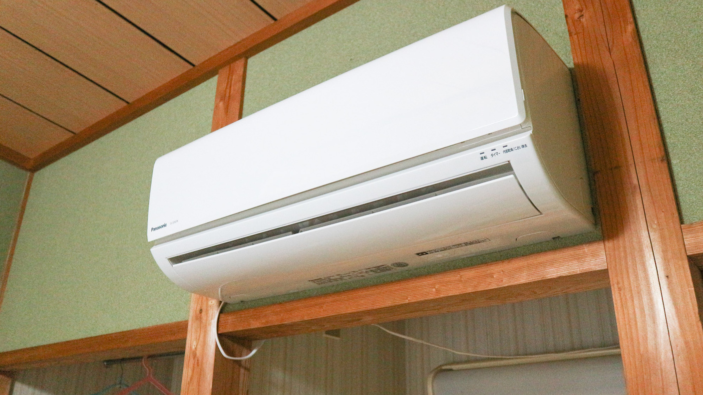 *【客室一例】エアコン。その日の気温やご自身の体調に合わせてご利用下さい。