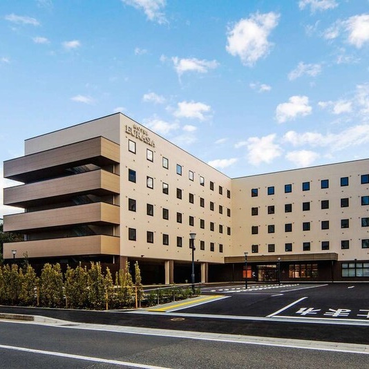 【秋冬SALE】【駐車場利用あり（駐車場代別）＜朝食付＞