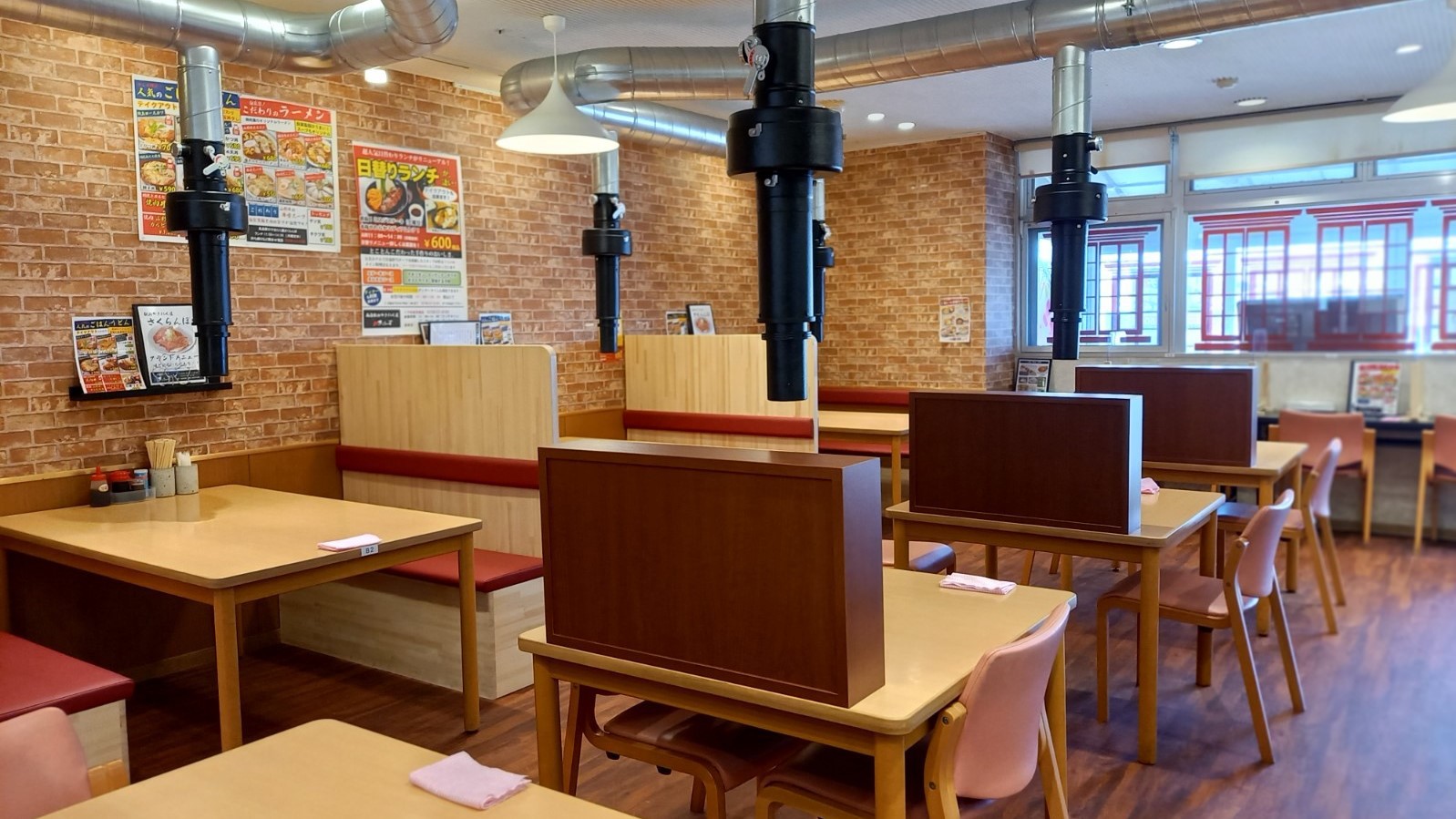 レストラン店内