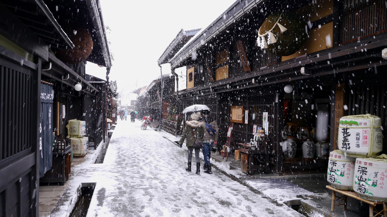 古い町並み冬