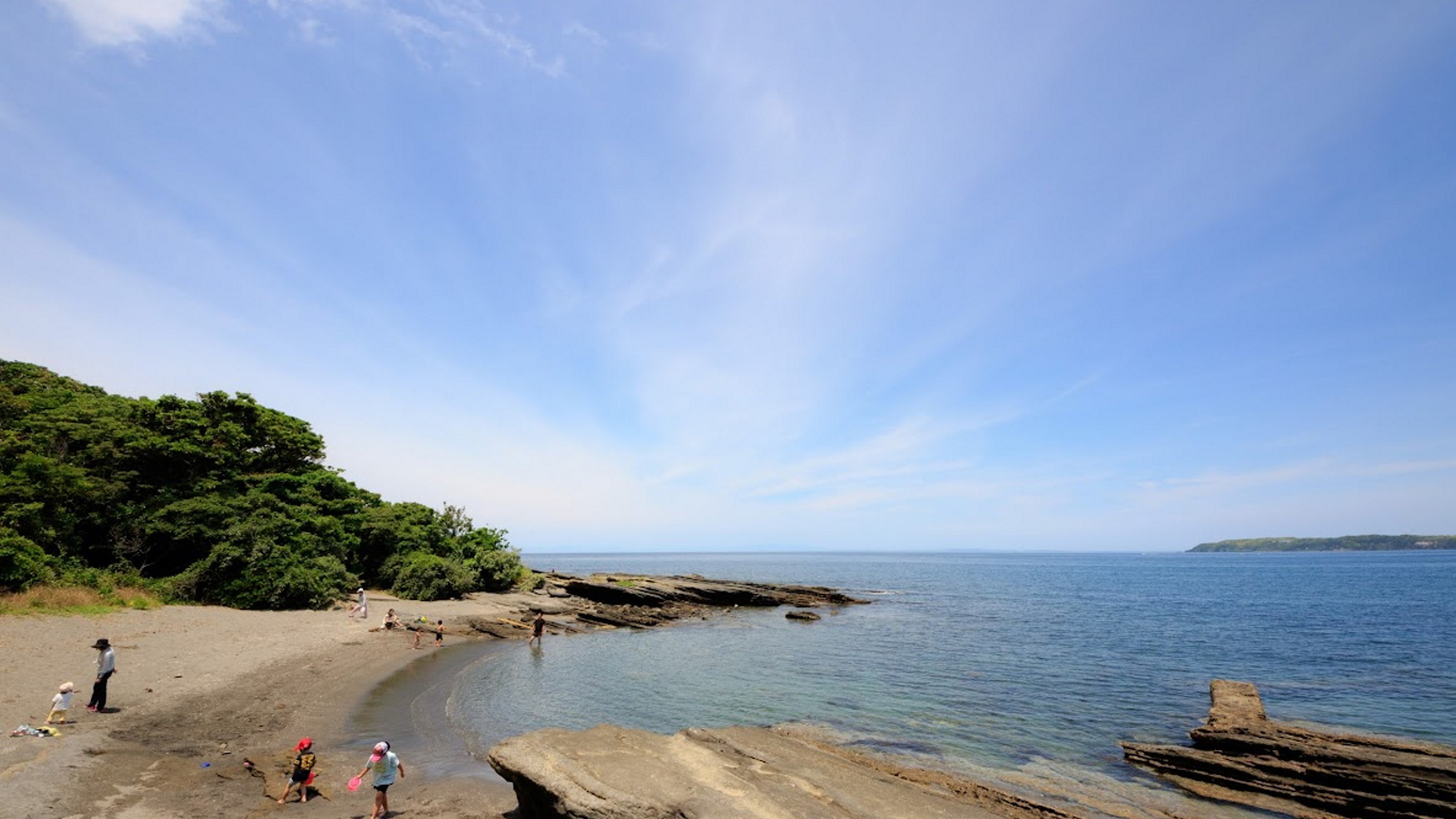 【沖ノ島】縄文時代の海中遺跡やサンゴが育む貴重な自然が残る無人島。（当館より車で約15分）