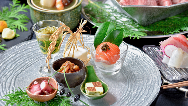 お食事一例：色とりどりの旬菜の前菜