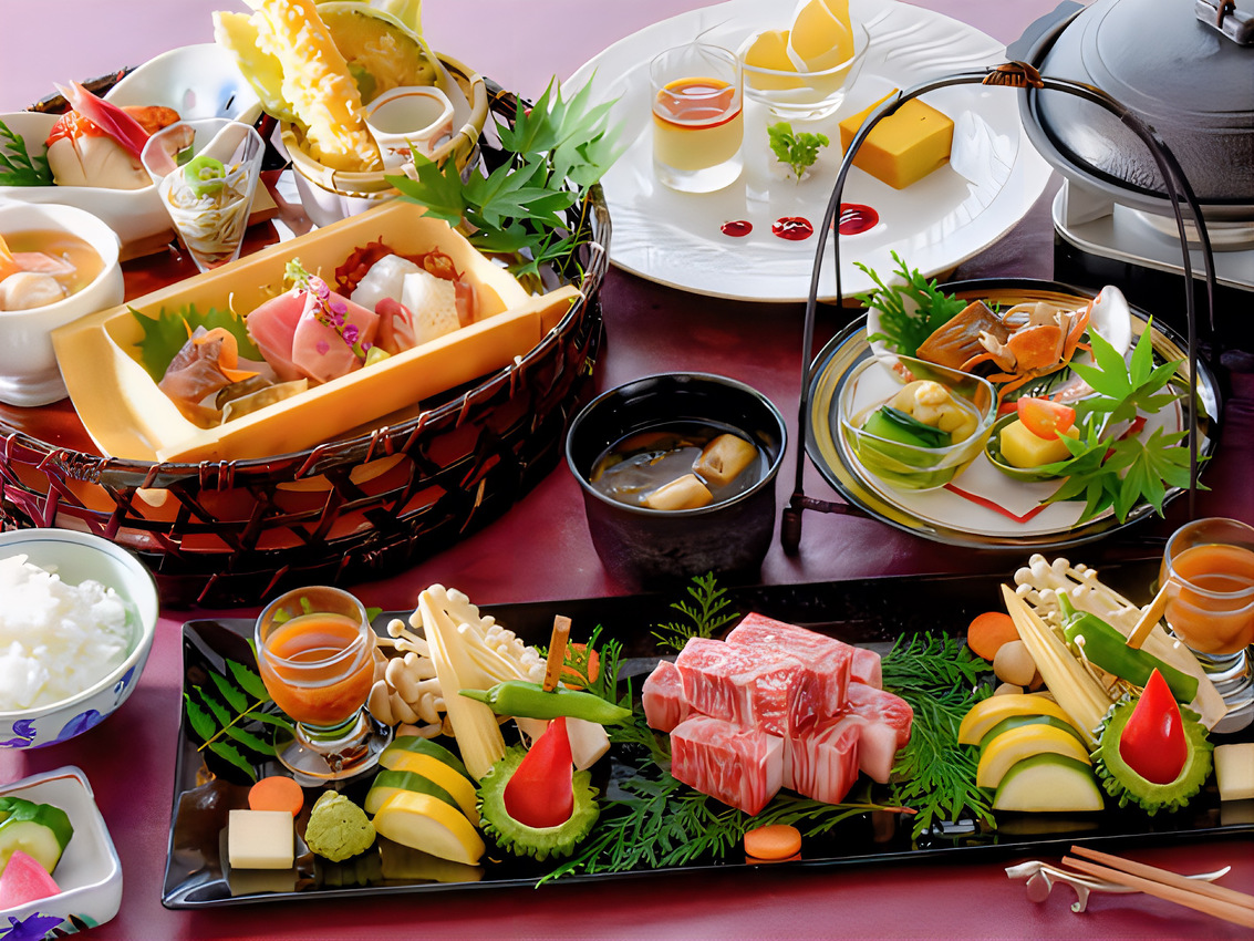 料理長厳選の伊豆の旬食材をふんだんに採り入れた『和会席料理』をお楽しみください