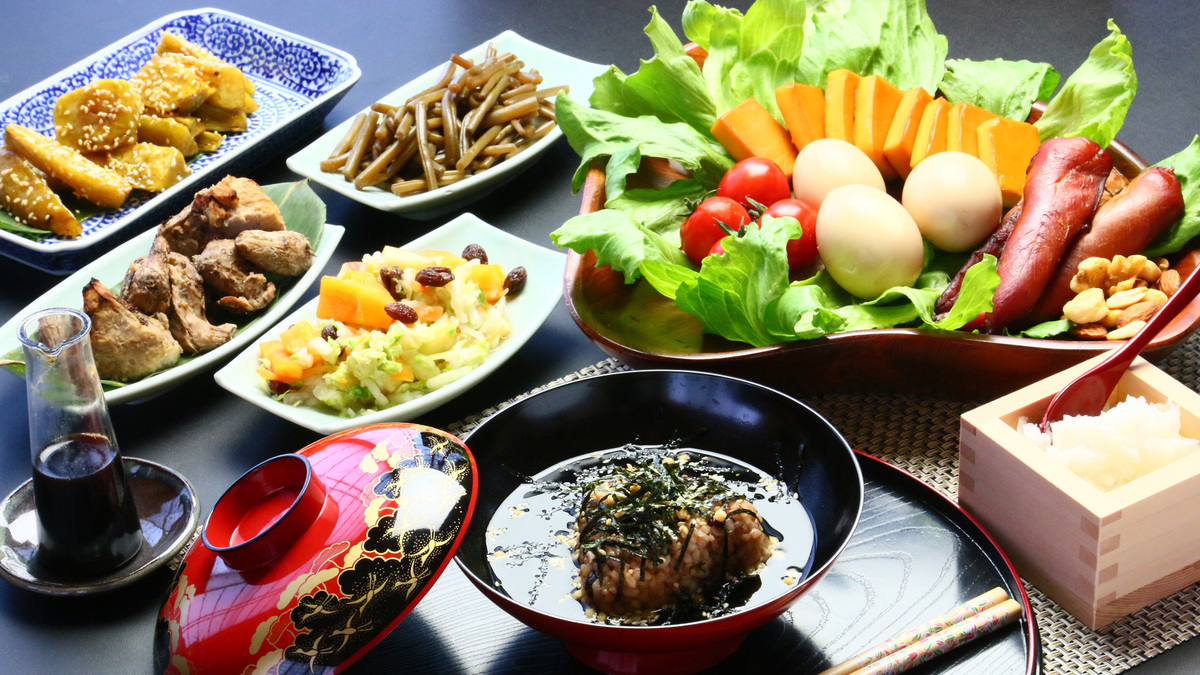 自家製野菜をた〜っぷり使った富士山のエネルギーいっぱいのお夕食です！