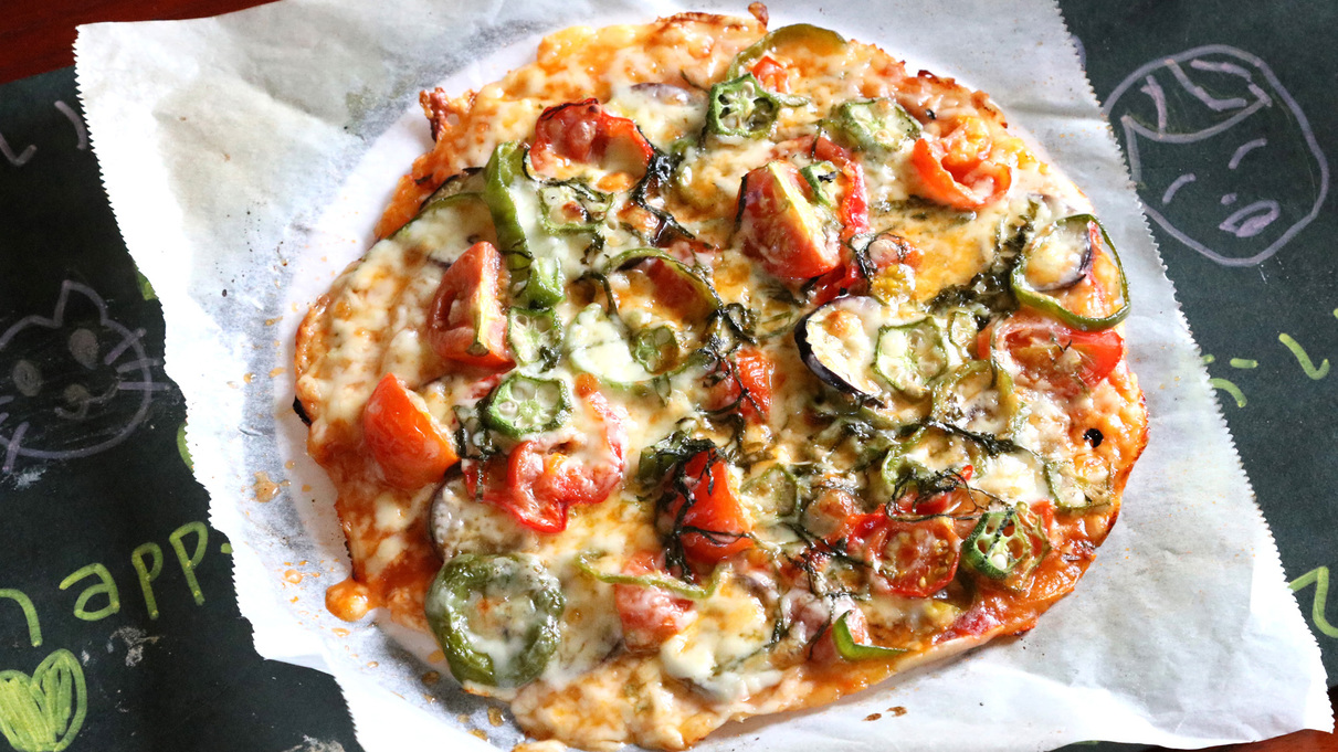 たっぷり野菜を乗せて作るピザ作り体験はいかがですか？