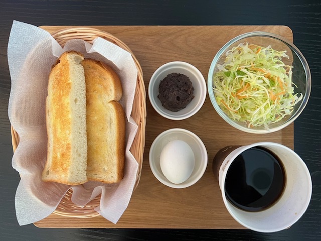 お部屋で食べれるモーニング 小倉トースト ドリンク付き 500円