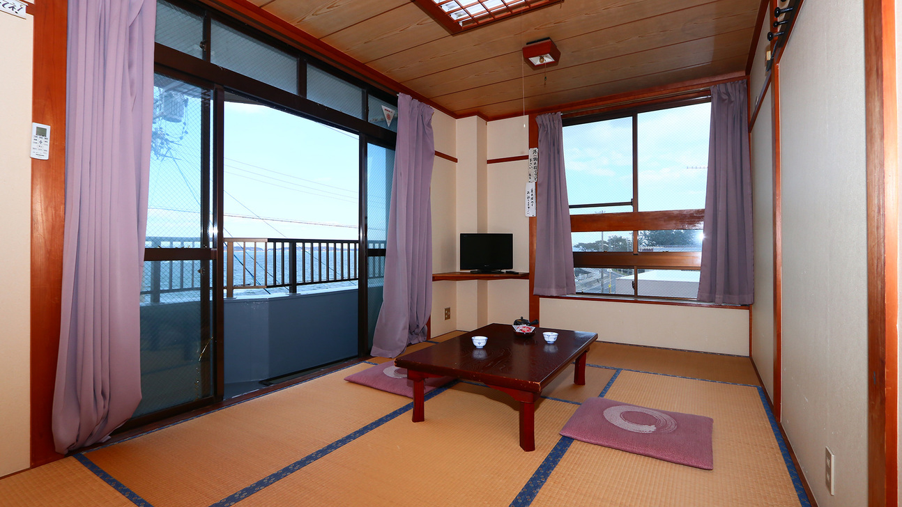 3階和室7.5畳お部屋から海を眺めることができます＊お部屋の指定は出来かねます