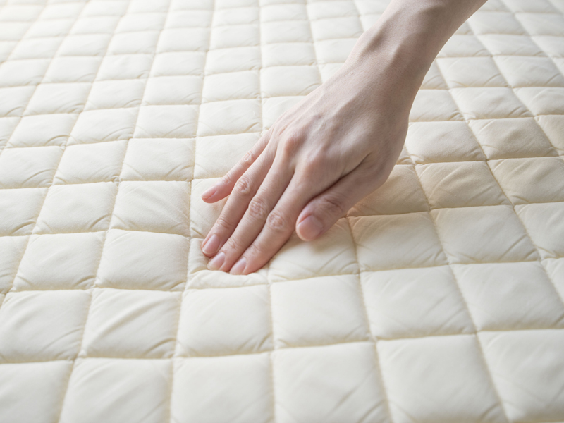 全室ベッドパッドは低反発素材仕様です