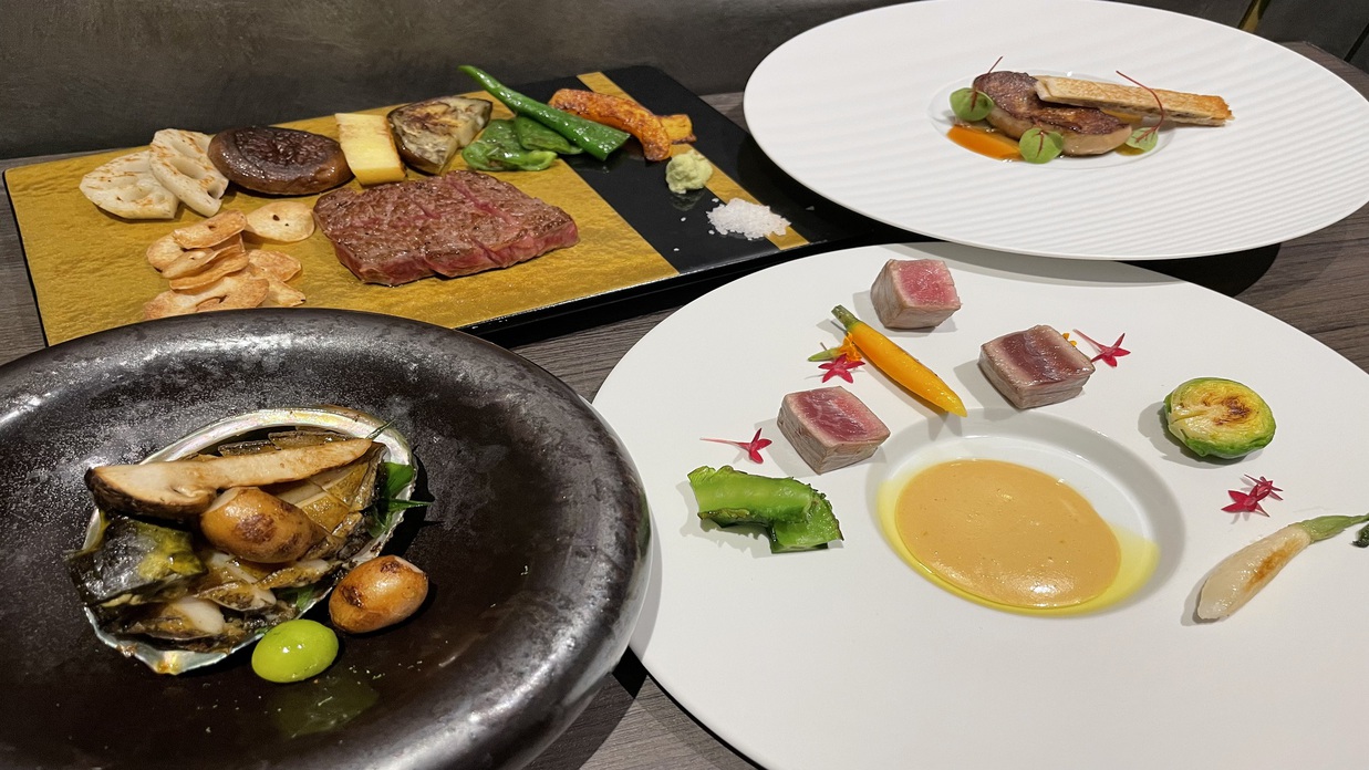 黒毛和牛と肉厚な新鮮アワビを堪能!鉄板ディナー付きプラン《夕食付き》