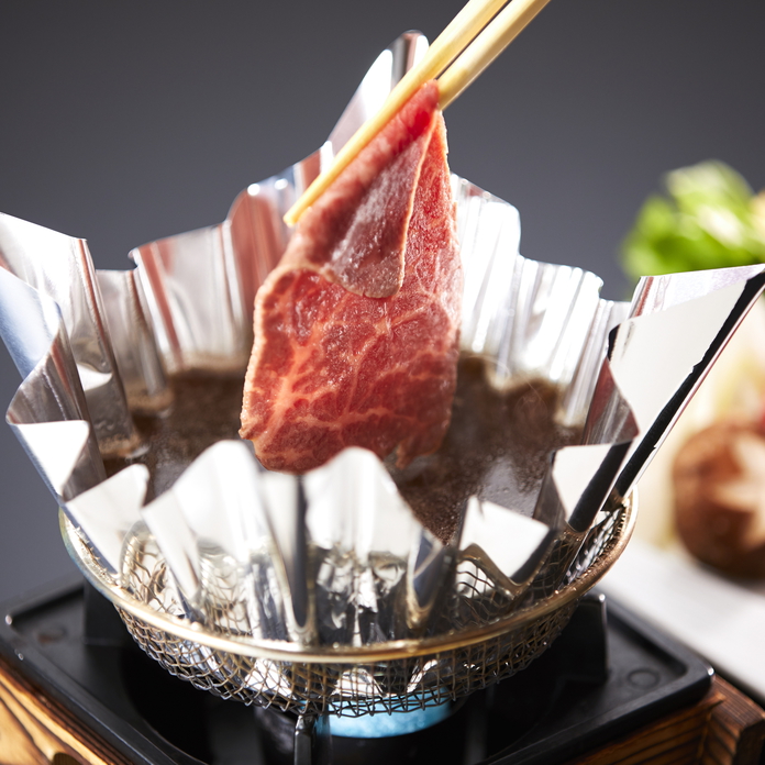 【夕食】季節によって変更の可能性がございます。四季折々の食材をお楽しみください。※写真はイメージです