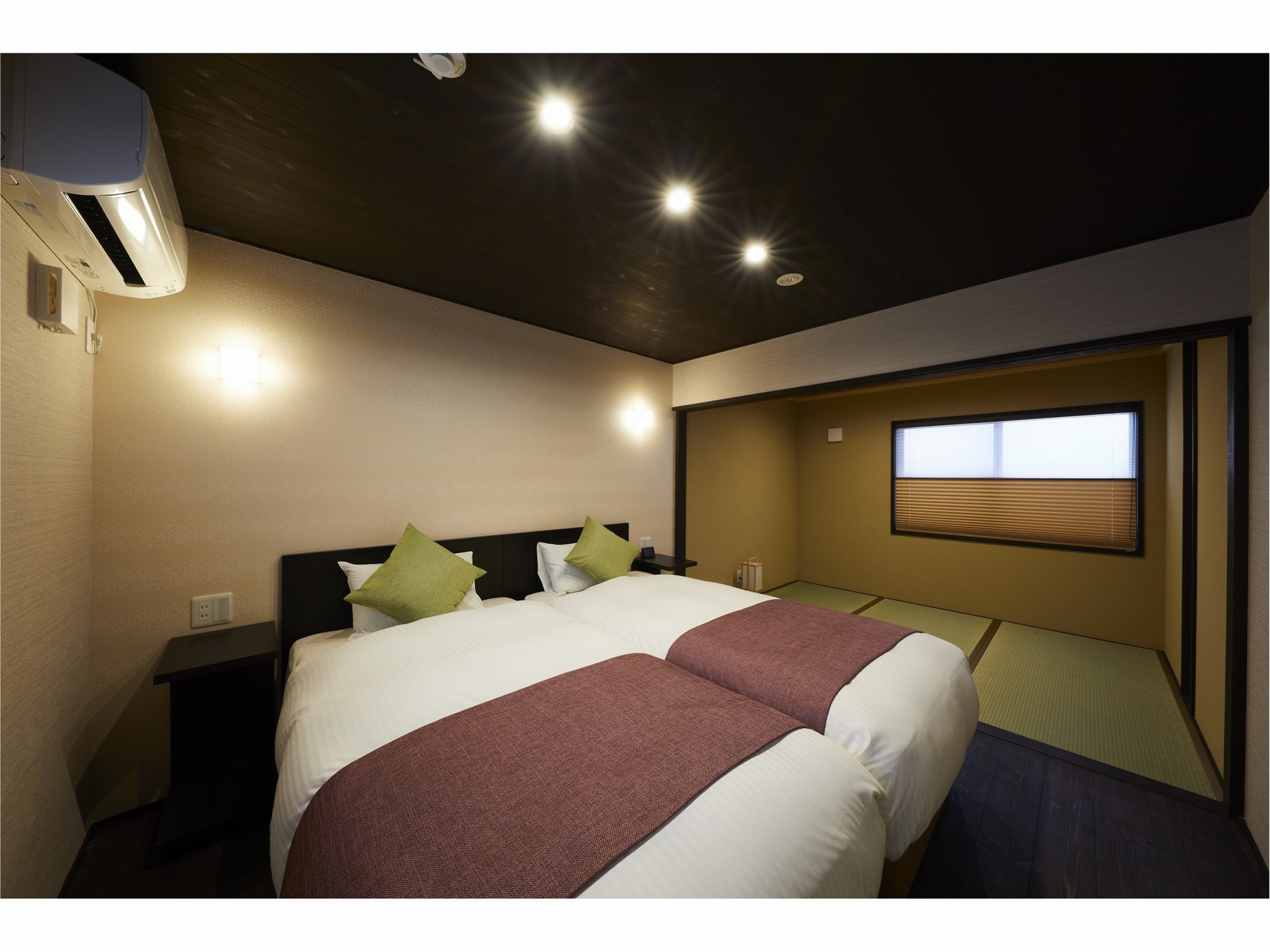 Rinn Hanayacho Haruurara Image 3, Kyoto, Japan