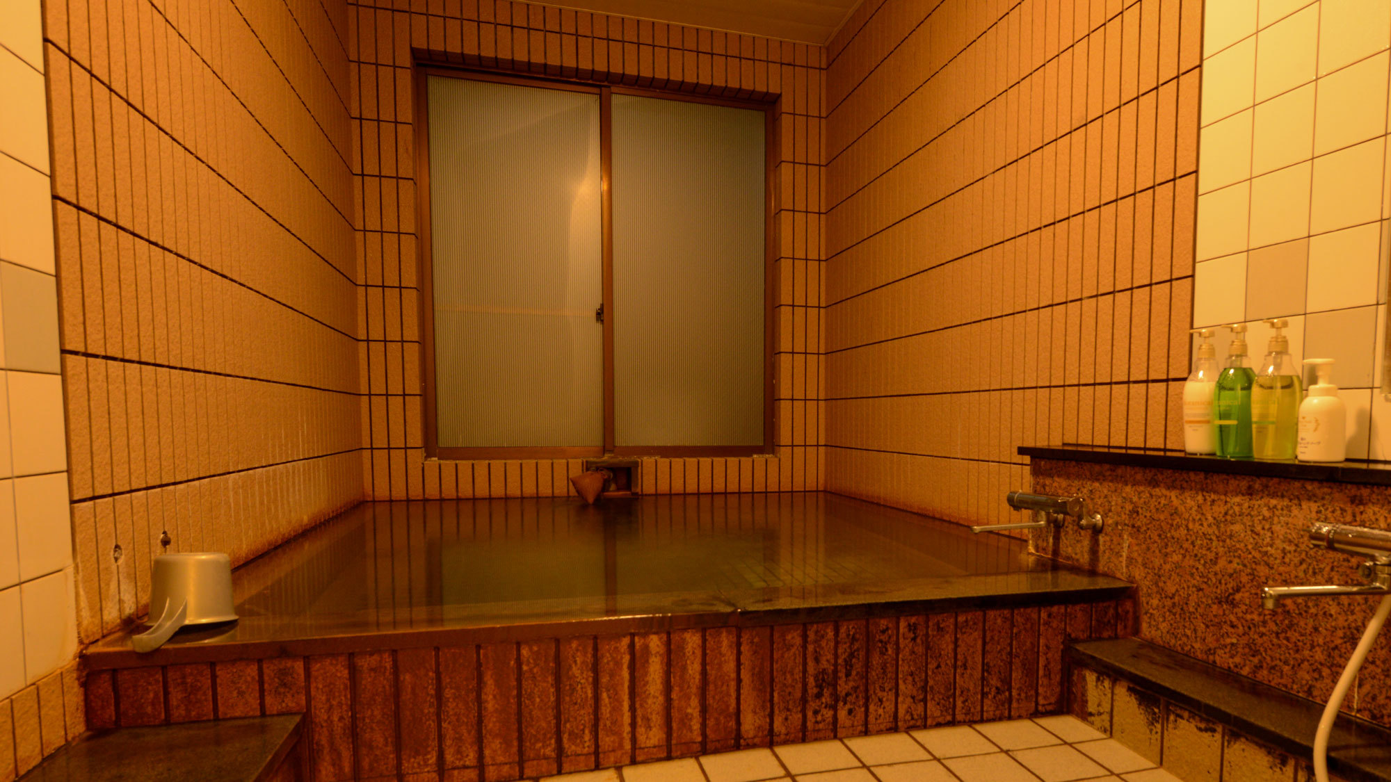 【天然温泉】男性用浴室（1階）