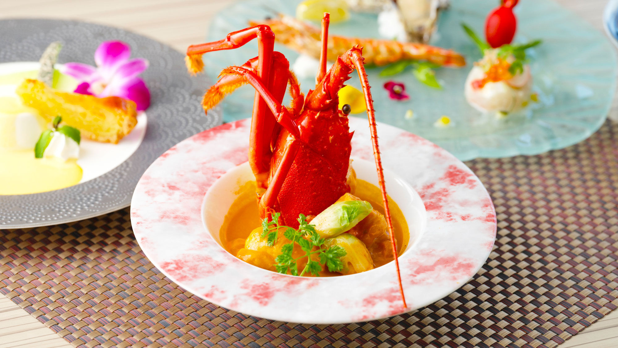 【夕食】旨みの詰まったスープが絶品！伊勢海老ブイヤベース（春秋のお料理一例）