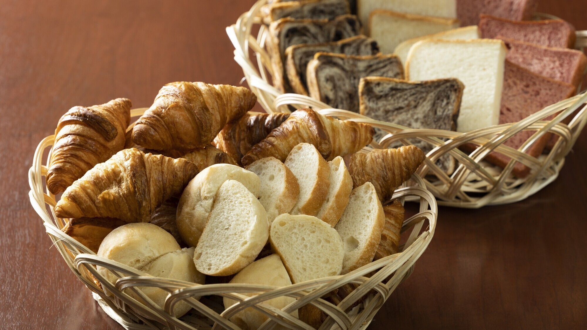 【朝食】パンコーナー